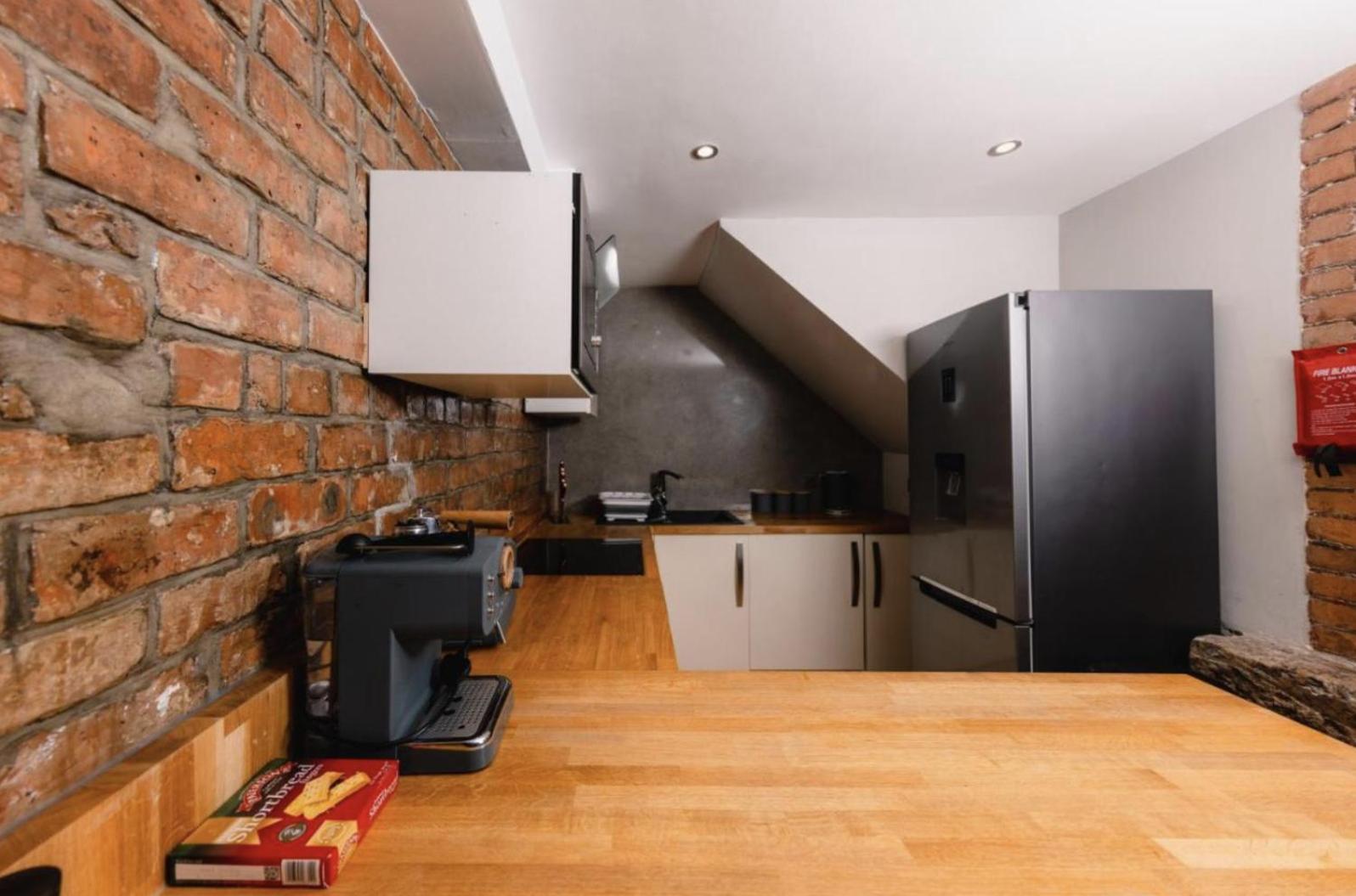Superb Luxury Apartment By Canal - Central Edinburgh Ngoại thất bức ảnh